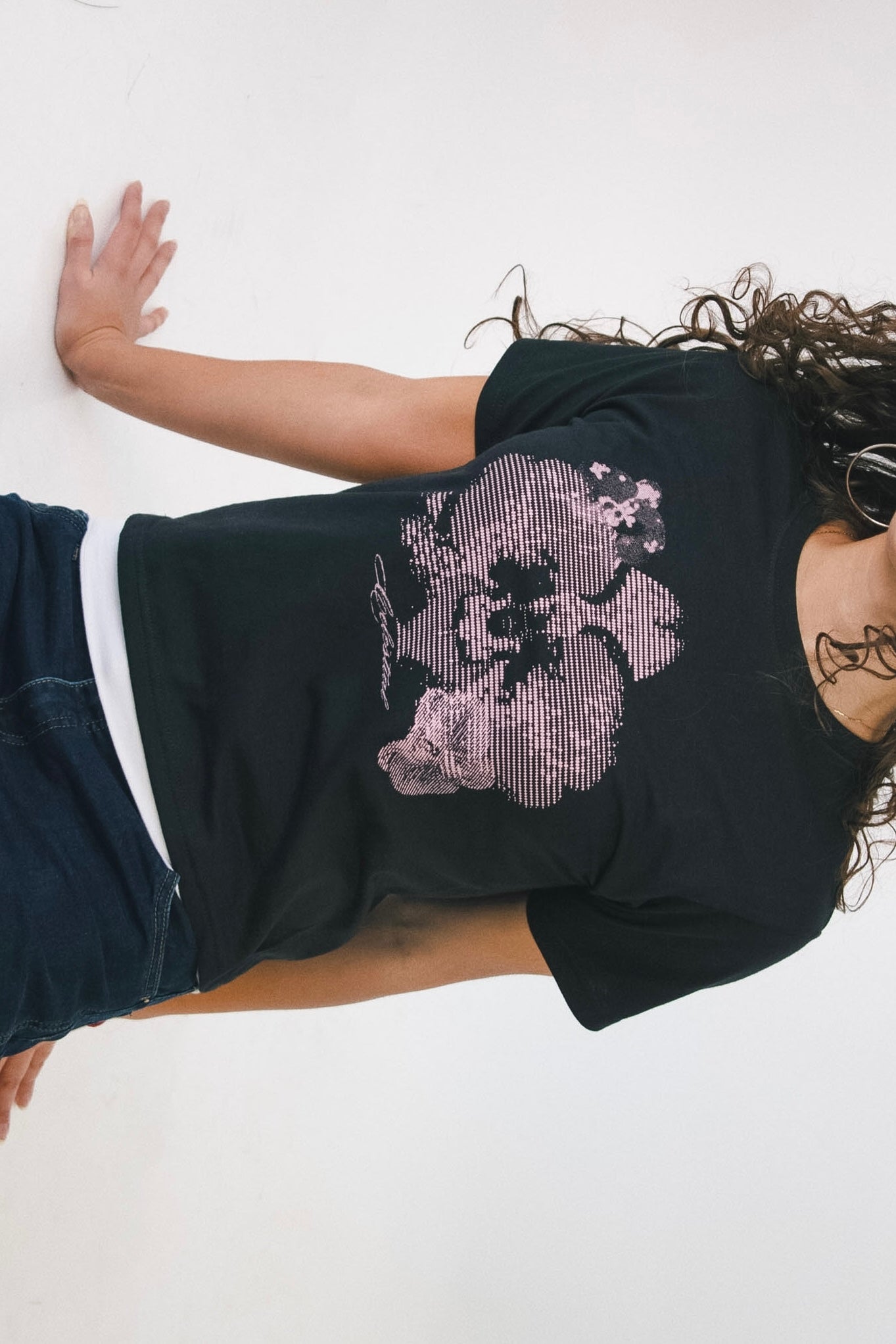 ORCHID TEE NEGRA